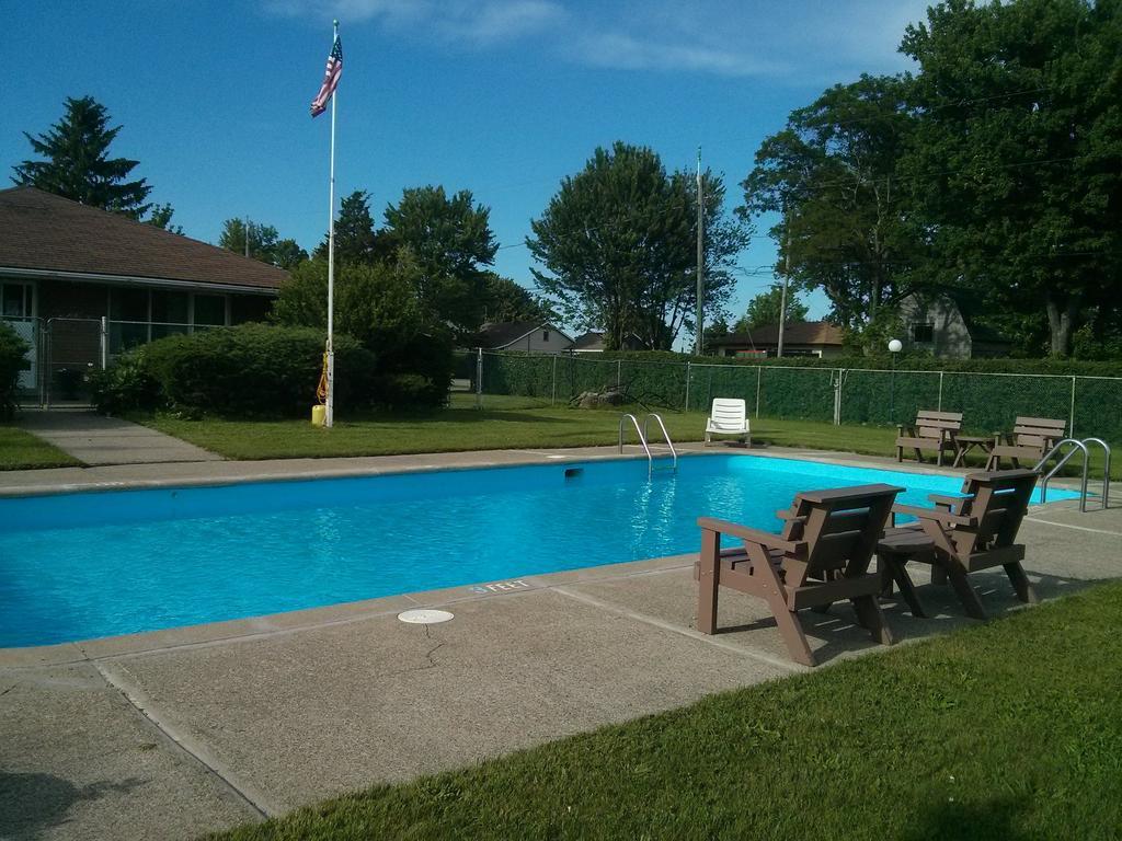 Port Motel Port Colborne Esterno foto